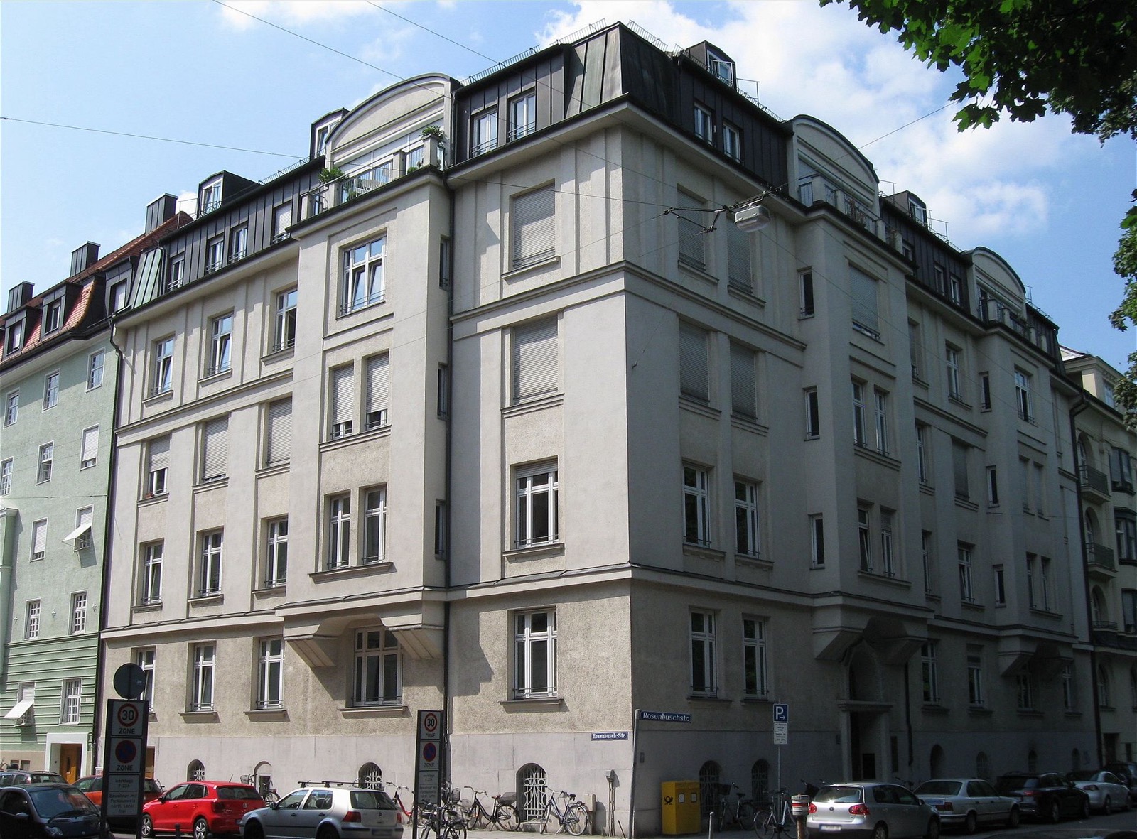 Großbürgerliches Münchner Wohnhaus — Sinnbild für eine kapitalintensive Projektgesellschaft.